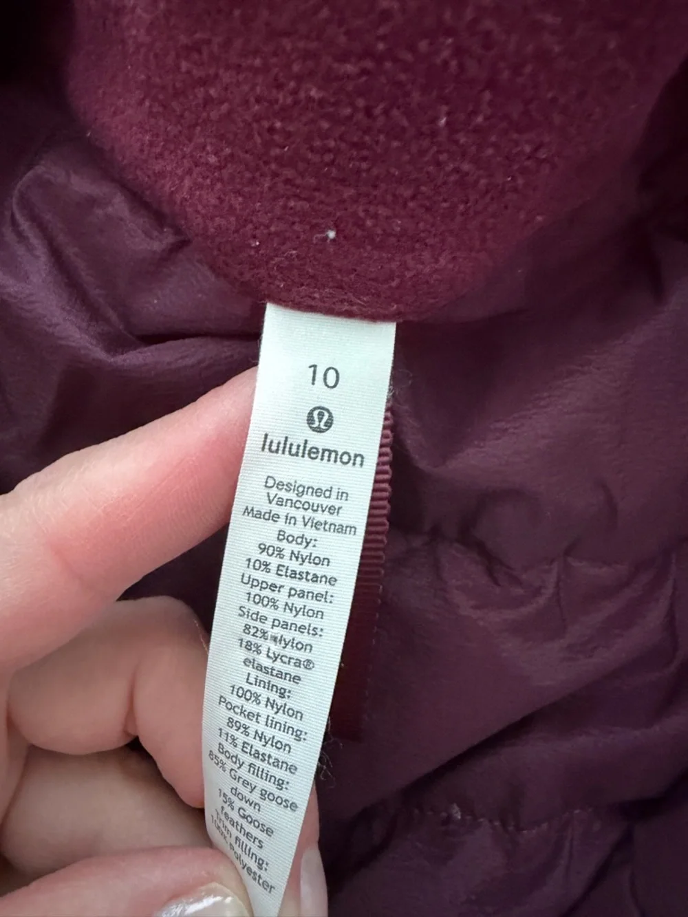 Lululemon Down for it All Vest Size 10 Full Zip Goose Down Maroon - Picture 6 of 11